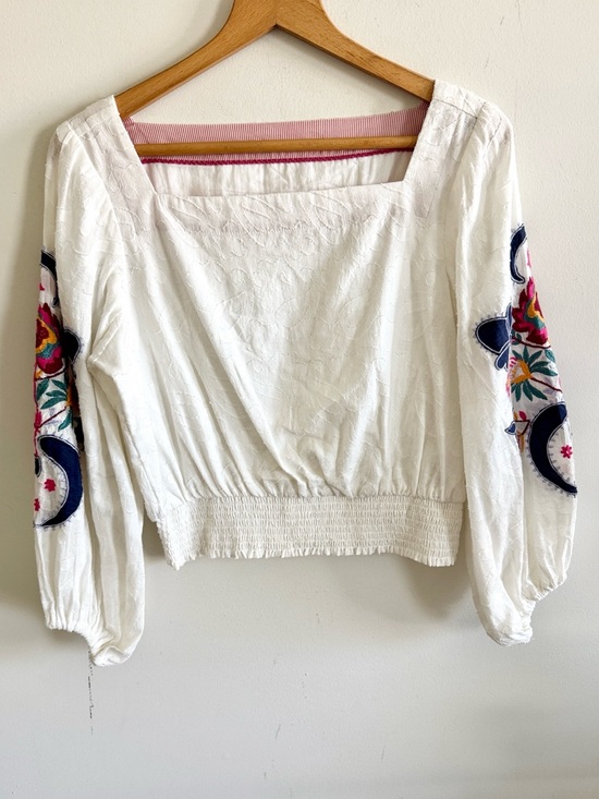 Anthropologie boho floral Embroidered Puff-Sleeve white Blouse top size S - Picture 3 of 8